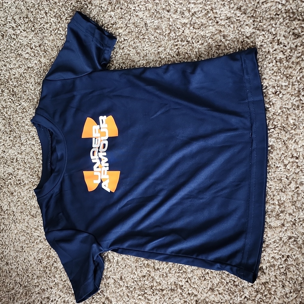 Navy top